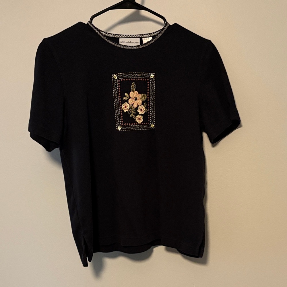 Alfred Dunner Black Top with Floral Detail